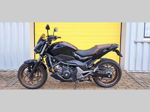 honda - nc-750-s-dct