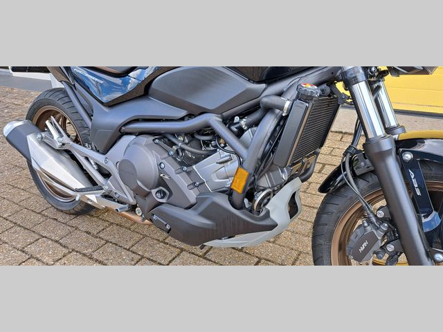 honda - nc-750-s-dct