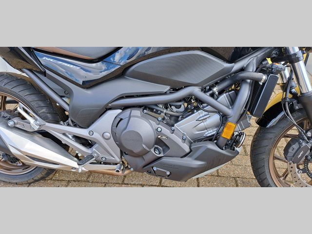 honda - nc-750-s-dct