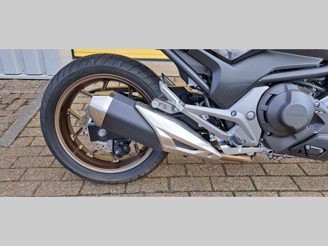 honda - nc-750-s-dct