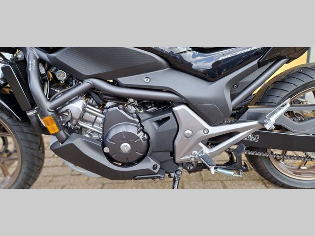 honda - nc-750-s-dct