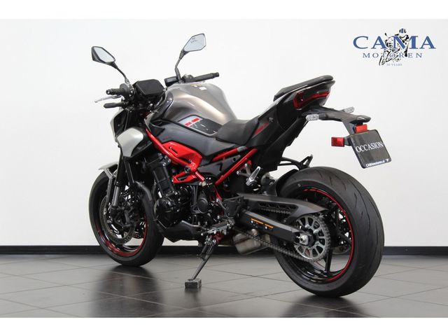 kawasaki - z900
