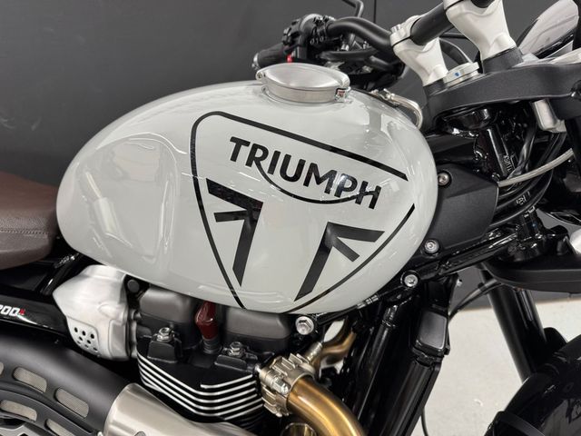 triumph - scrambler-1200-x