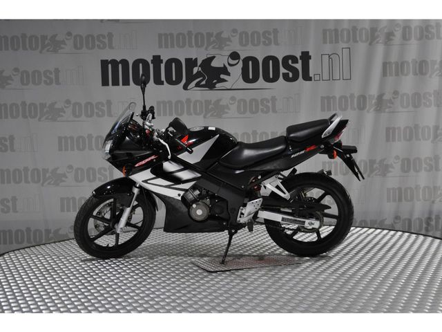 honda - cbr-125-r