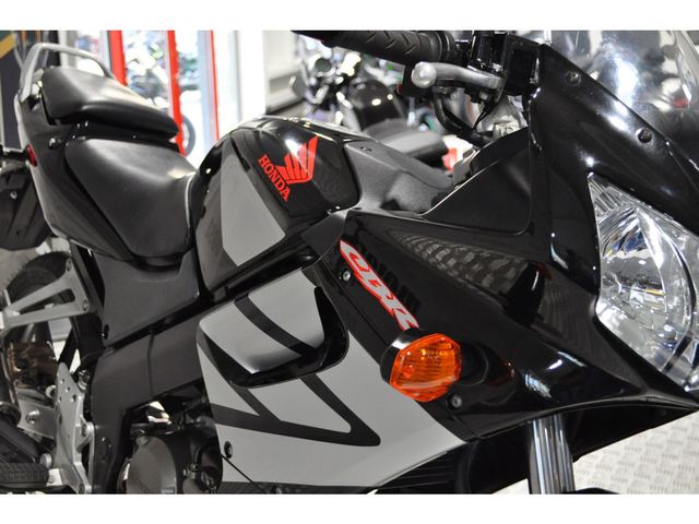 honda - cbr-125-r