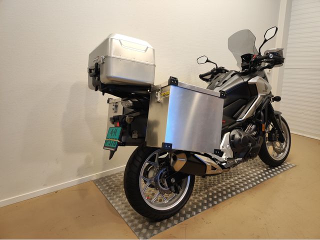 honda - nc-750-x-dct