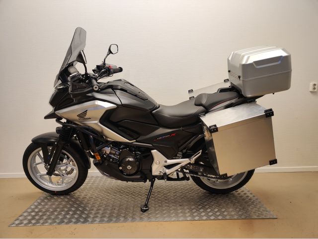 honda - nc-750-x-dct