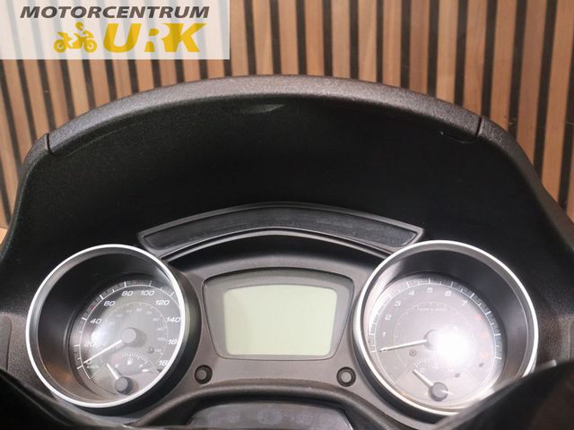 piaggio - mp3-500-lt