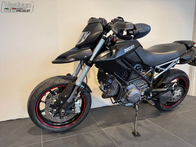 ducati - hypermotard-796
