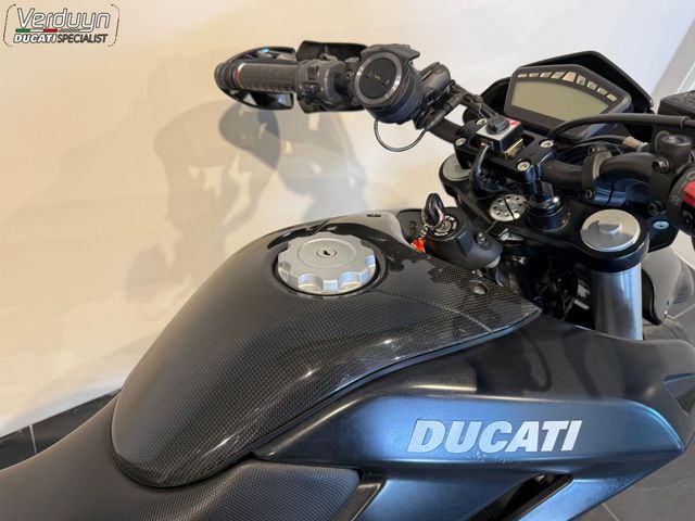 ducati - hypermotard-796