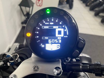 YAMAHA XSR 900 ABS – foto 2