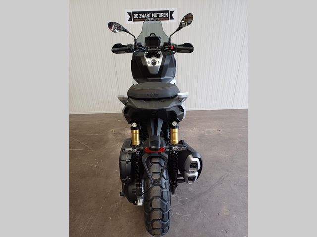 aprilia - sr-gt-400