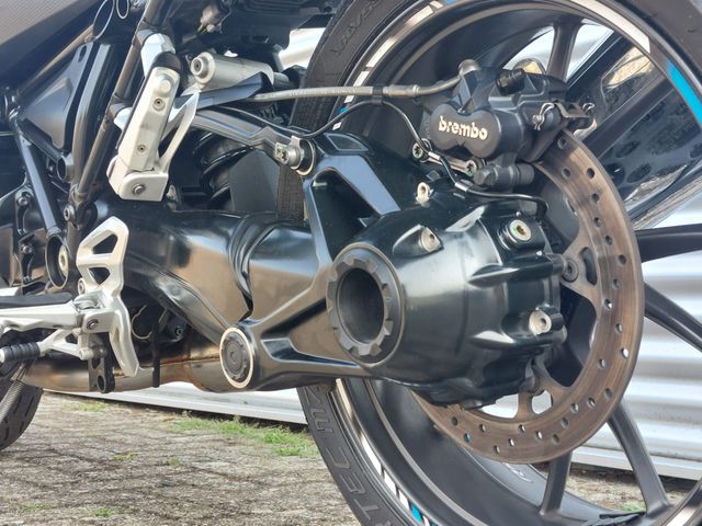 bmw - r-1200-rs