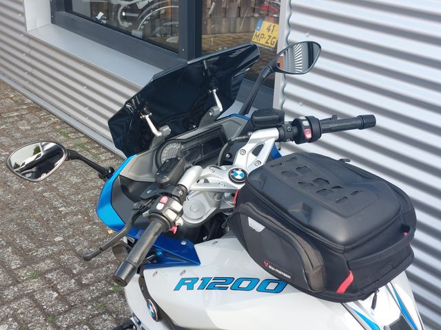 bmw - r-1200-rs