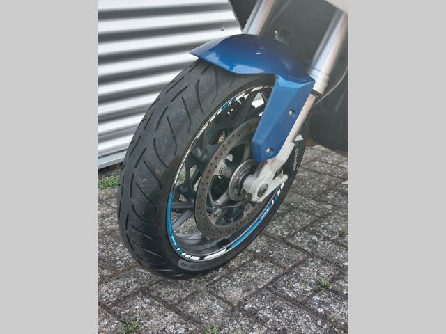 bmw - r-1200-rs