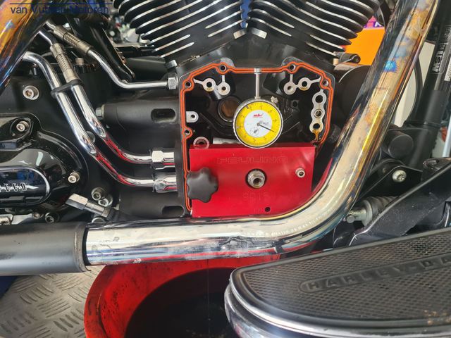 harley-davidson - cross-bones-flstsb