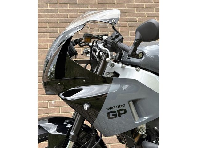 yamaha - xsr-900-gp