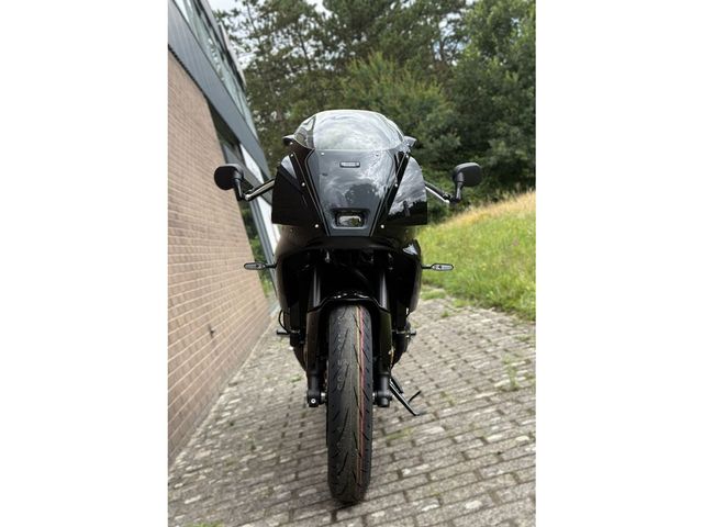 yamaha - xsr-900-gp