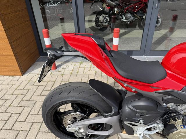 ducati - streetfighter-v4s