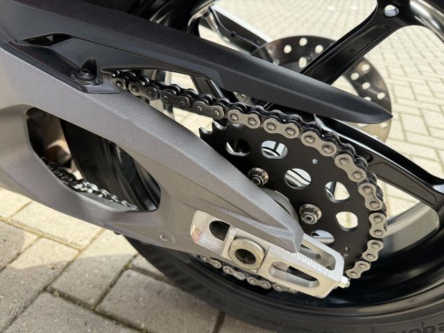 ducati - streetfighter-v4s