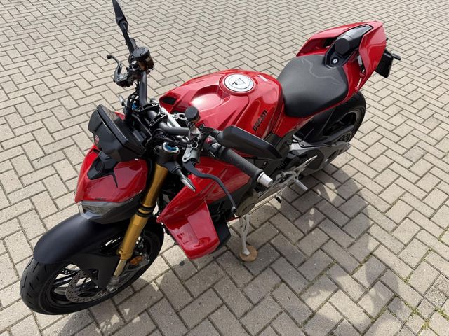 ducati - streetfighter-v4s