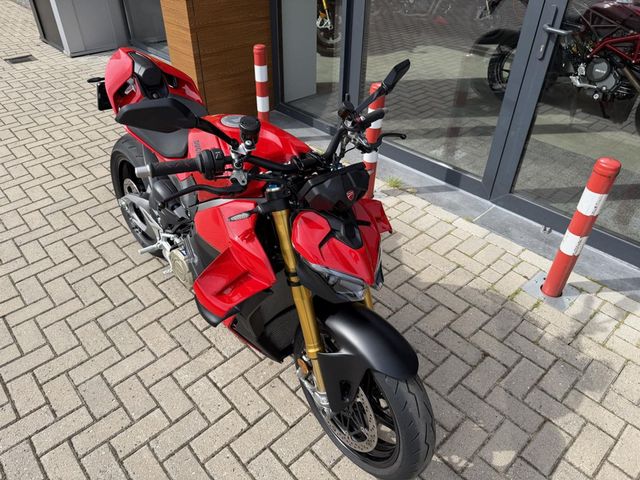 ducati - streetfighter-v4s