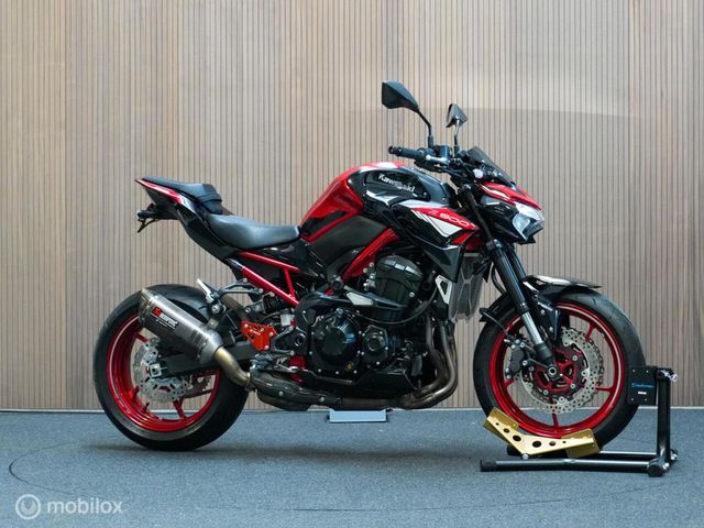 kawasaki - z900