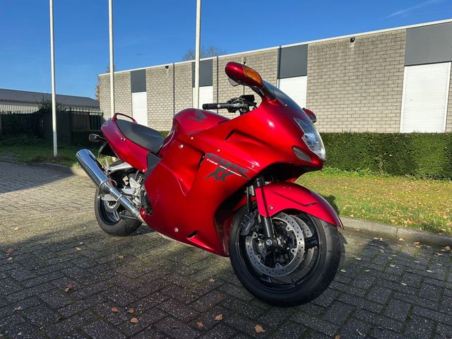 honda - cbr-1100--xx-super-blackbird