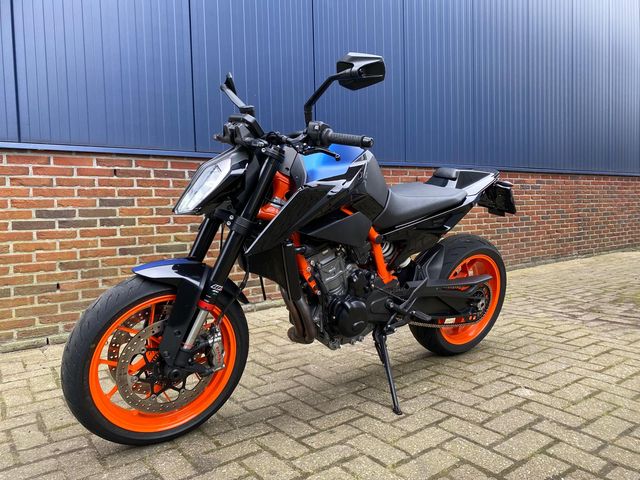 ktm - 890-duke-r