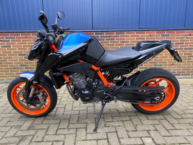 ktm - 890-duke-r