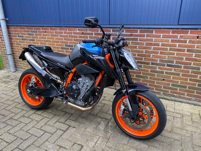 ktm - 890-duke-r