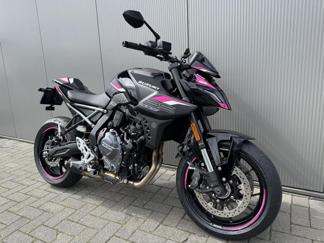 suzuki - gsx-8s