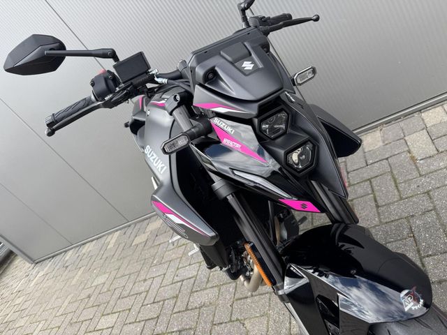 suzuki - gsx-8s