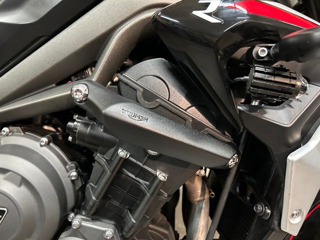 triumph - street-triple-r
