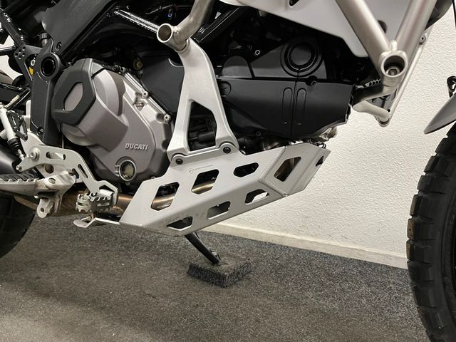 ducati - desertx
