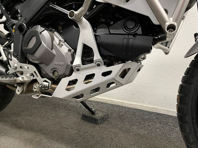 ducati - desertx