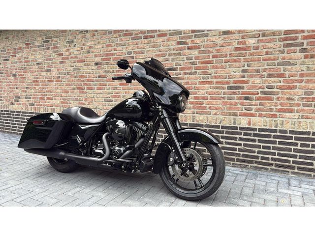 harley-davidson - street-glide-cvo-flhxse