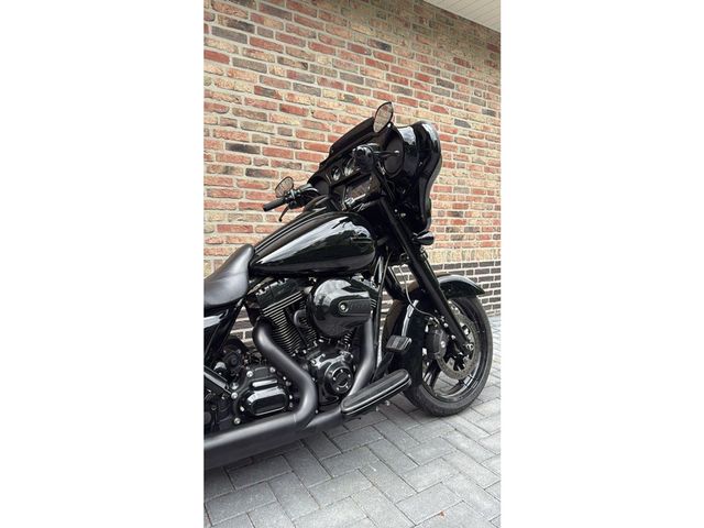 harley-davidson - street-glide-cvo-flhxse