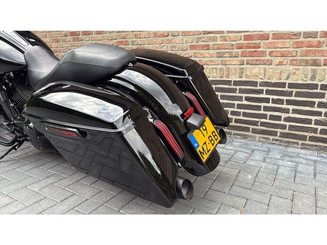 harley-davidson - street-glide-cvo-flhxse