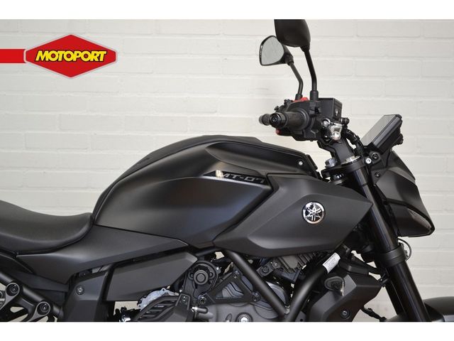 yamaha - mt-07-y-amt