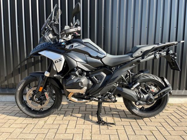 bmw - r-1300-gs