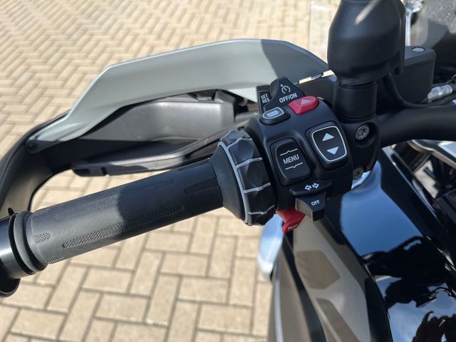 bmw - r-1300-gs