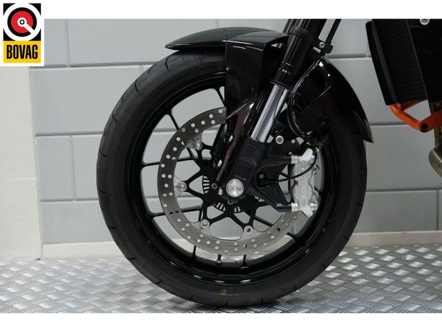 ktm - 690-duke-abs