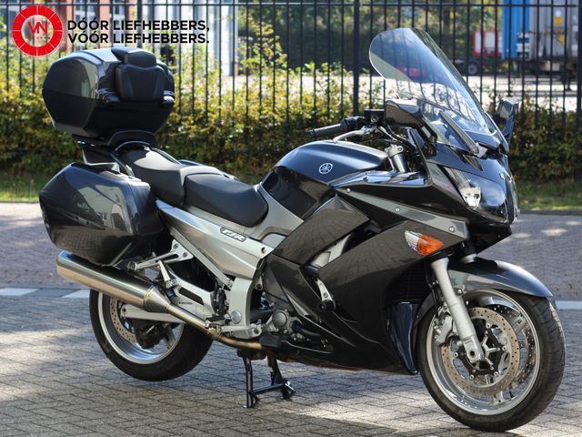 yamaha - fjr-1300
