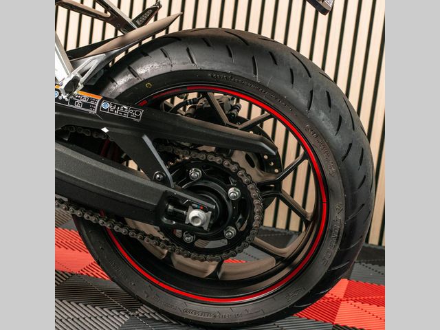 honda - cbr-650-r