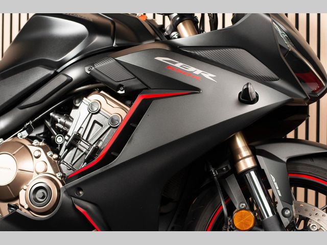 honda - cbr-650-r