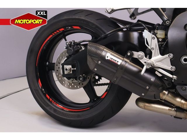 honda - cbr-1000-rr-fireblade