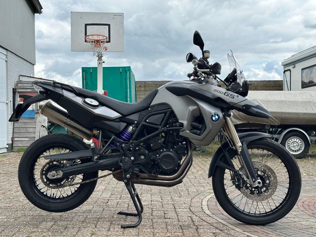 bmw - f-800-gs