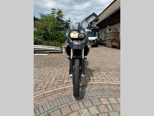 bmw - f-800-gs