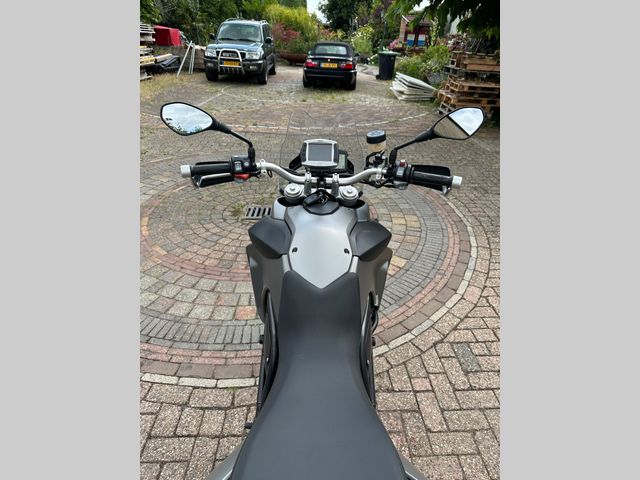 bmw - f-800-gs